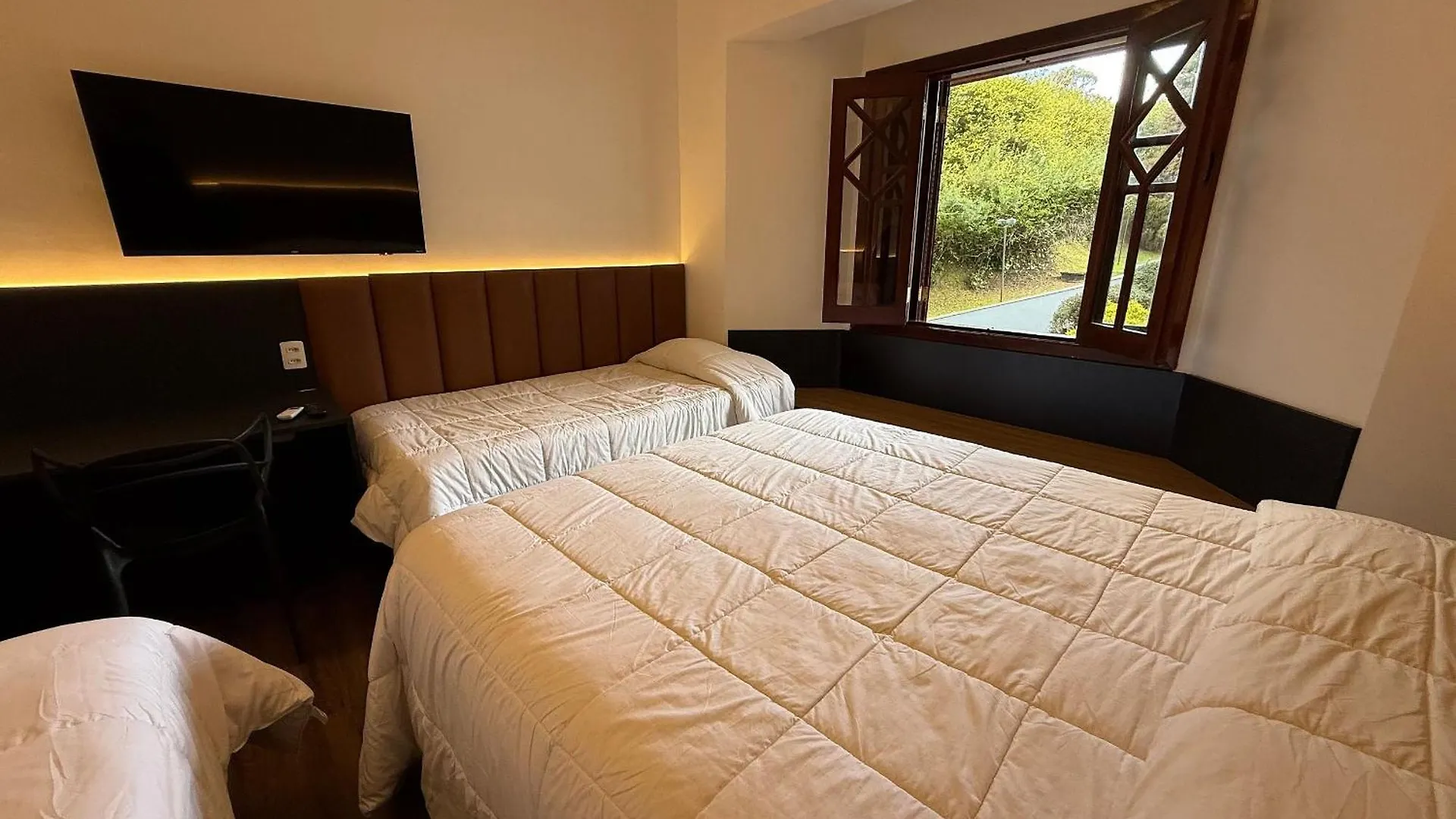 Flat Para 5 Pessoas Em Campos do Jordão Lägenhet